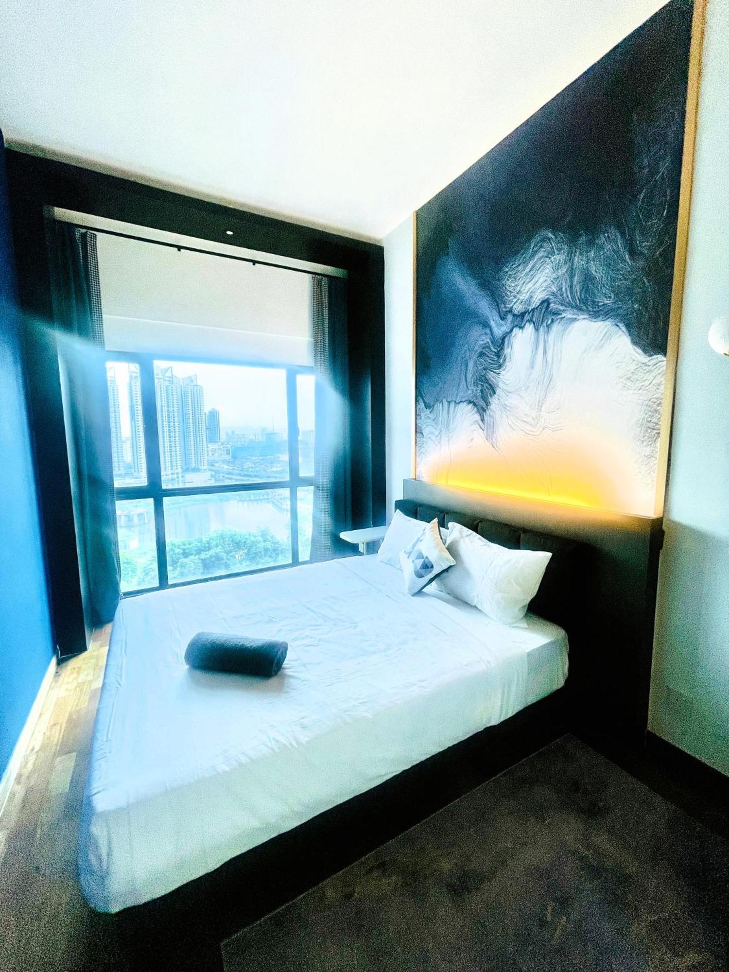 Reizz Zen Den Apartment